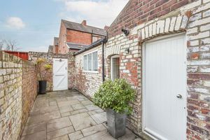 Photo 8- click for photo gallery